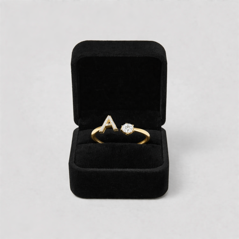 Personalisierter Ring mit Initiale