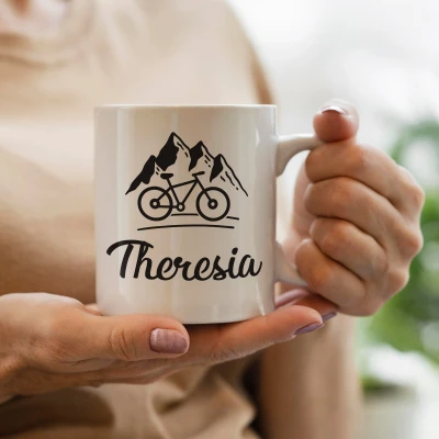 Personalisierte Tasse mit Bergmotiv