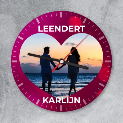 Wanduhr - Rund in Herzform