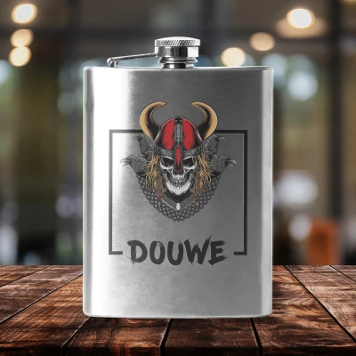 Taschenflasche mit Wikinger