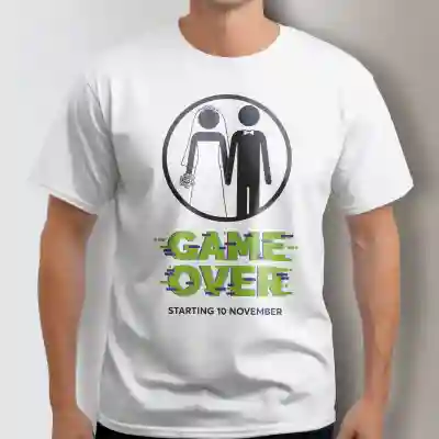 Personalisiertes T-Shirt für den Junggesellinnenabschied - Game over