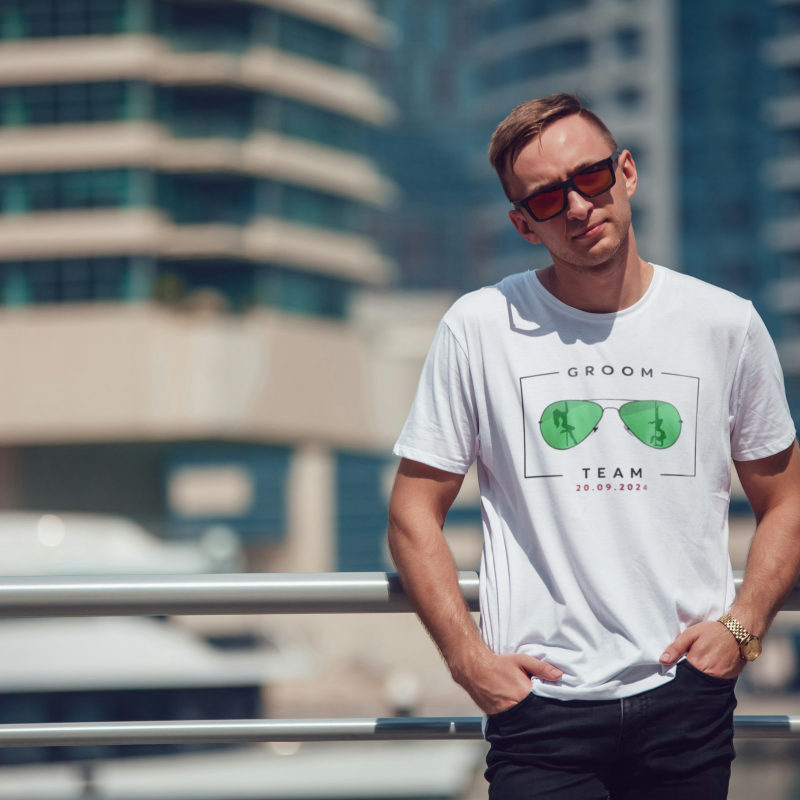 Personalisierte T-Shirt für den Junggesellenabschied - Bräutigamsteam Brillen