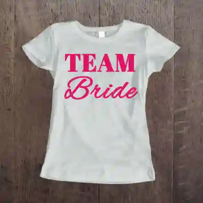 Personalisiertes T-Shirt für den Junggesellinnenabschied – Mädels der Braut