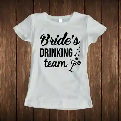 Personalisiertes T-Shirt für den Junggesellinnenabschied – Trinkteam der Braut
