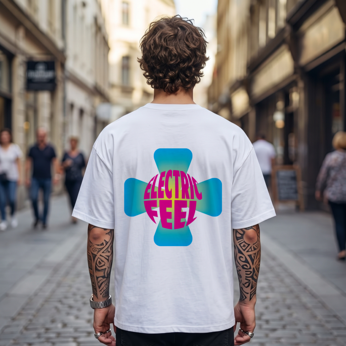 Personalisierte T-Shirt – Electric Feel