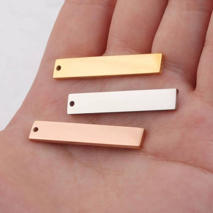 Personalisierte Halskette mit Anhänger