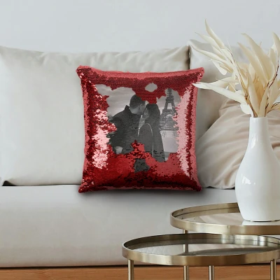 Personalisiertes Kissen mit Pailletten – Schwarz-Weiß