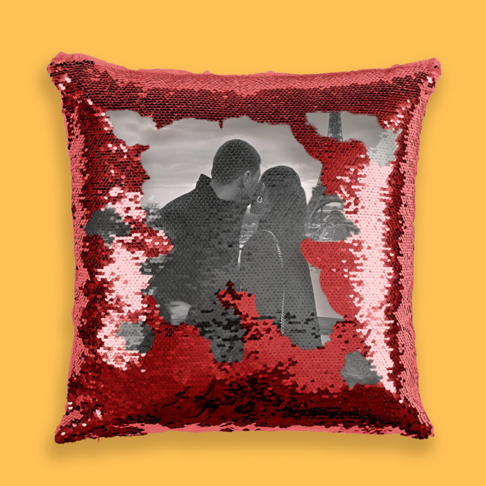 Personalisiertes Kissen mit Pailletten – Schwarz-Weiß