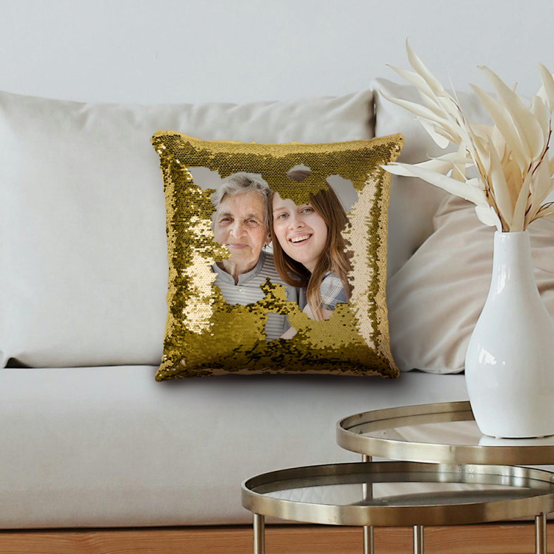 Personalisiertes Kissen mit Pailletten – Bunt