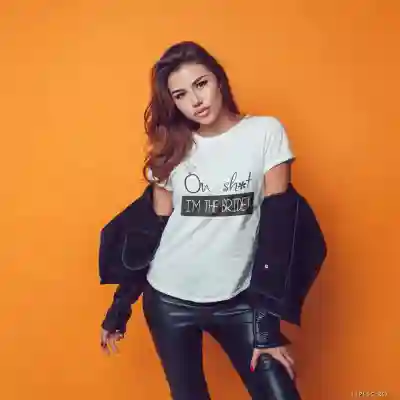 Personalisiertes T-Shirt für den Junggesellinnenabschied – I'm the bride