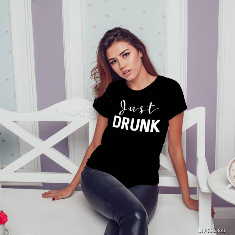 Personalisiertes T-Shirt für den Junggesellinnenabschied – Just Drunk