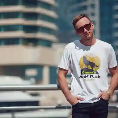 Personalisierte T-Shirt für den Junggesellenabschied - Wolfsrudel des Bräutigams