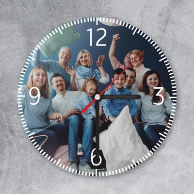 Personalisierte Familienuhr